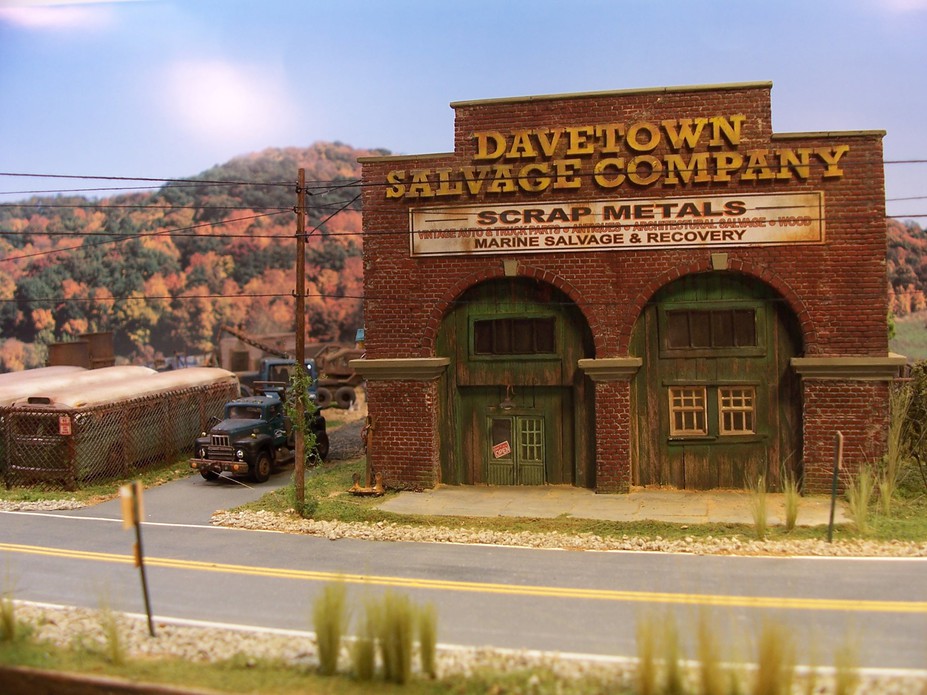Davetown Salvage Small 2
